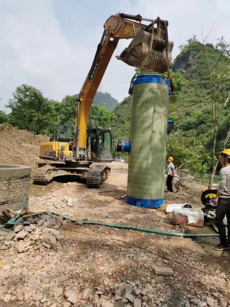 海南雅安芦山一体化提升泵施工现场